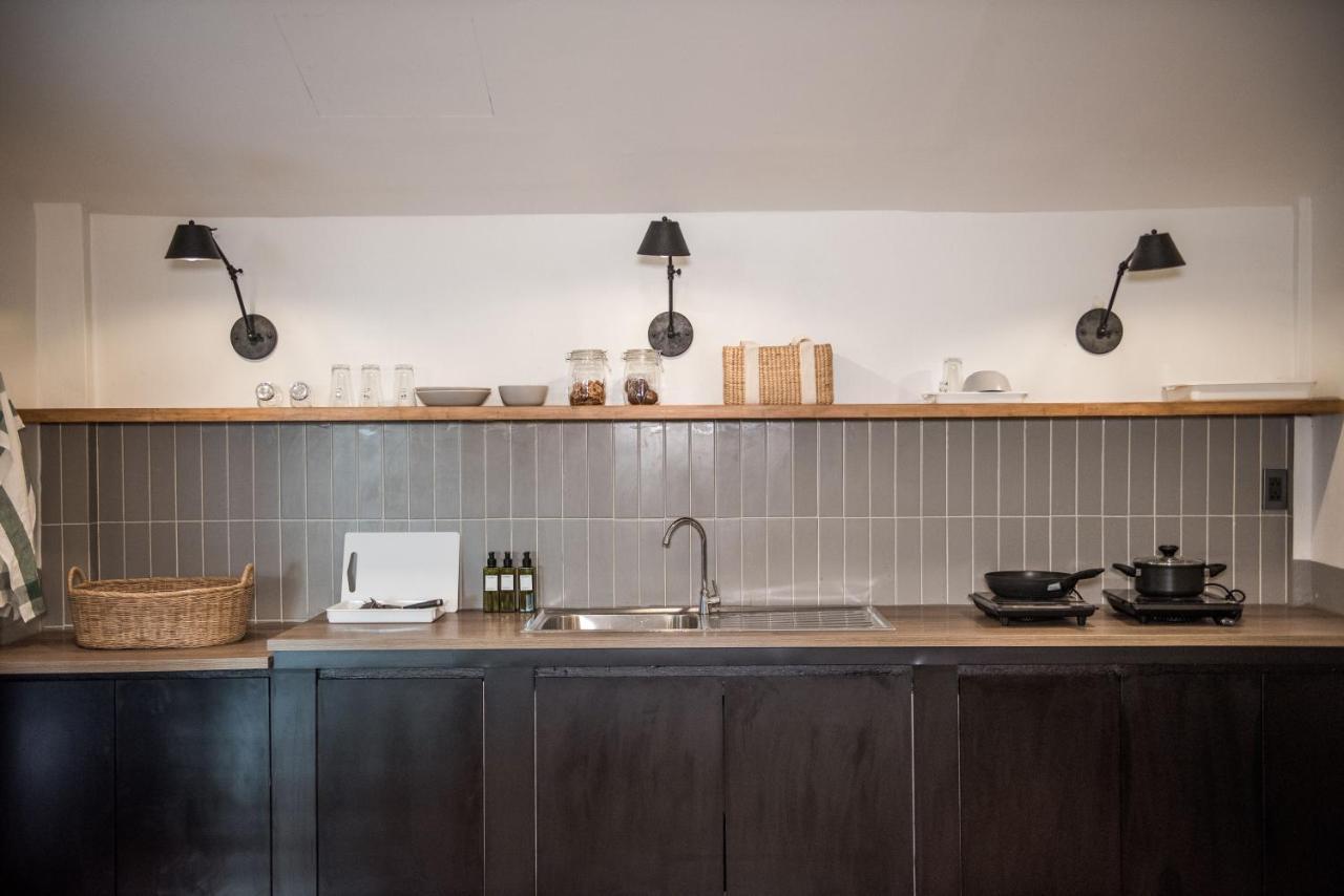 Вилла Aridom Designer Loft House Бангкок Экстерьер фото