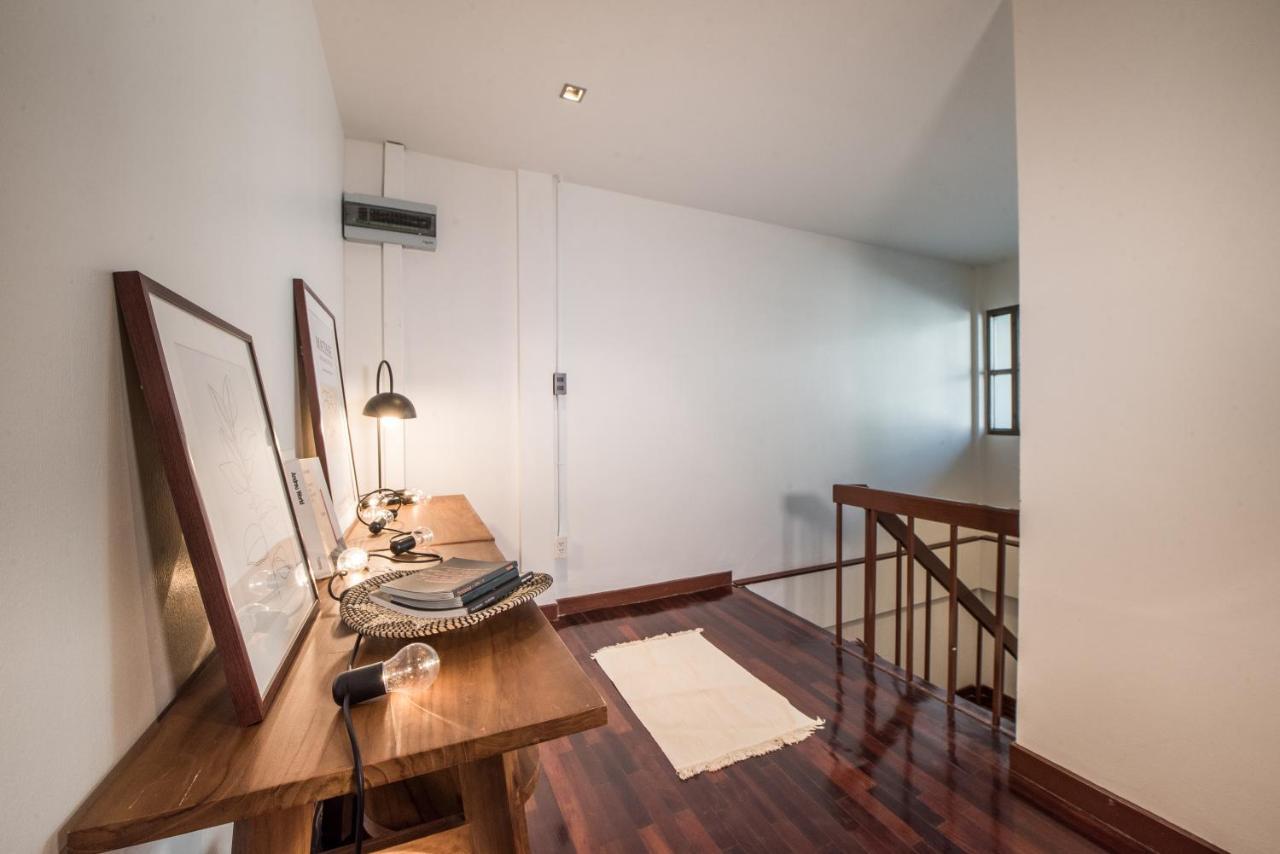 Вилла Aridom Designer Loft House Бангкок Экстерьер фото